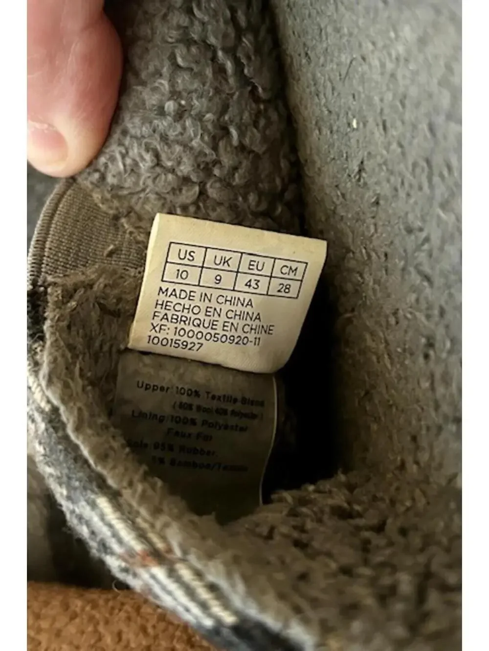 Toms plaid us