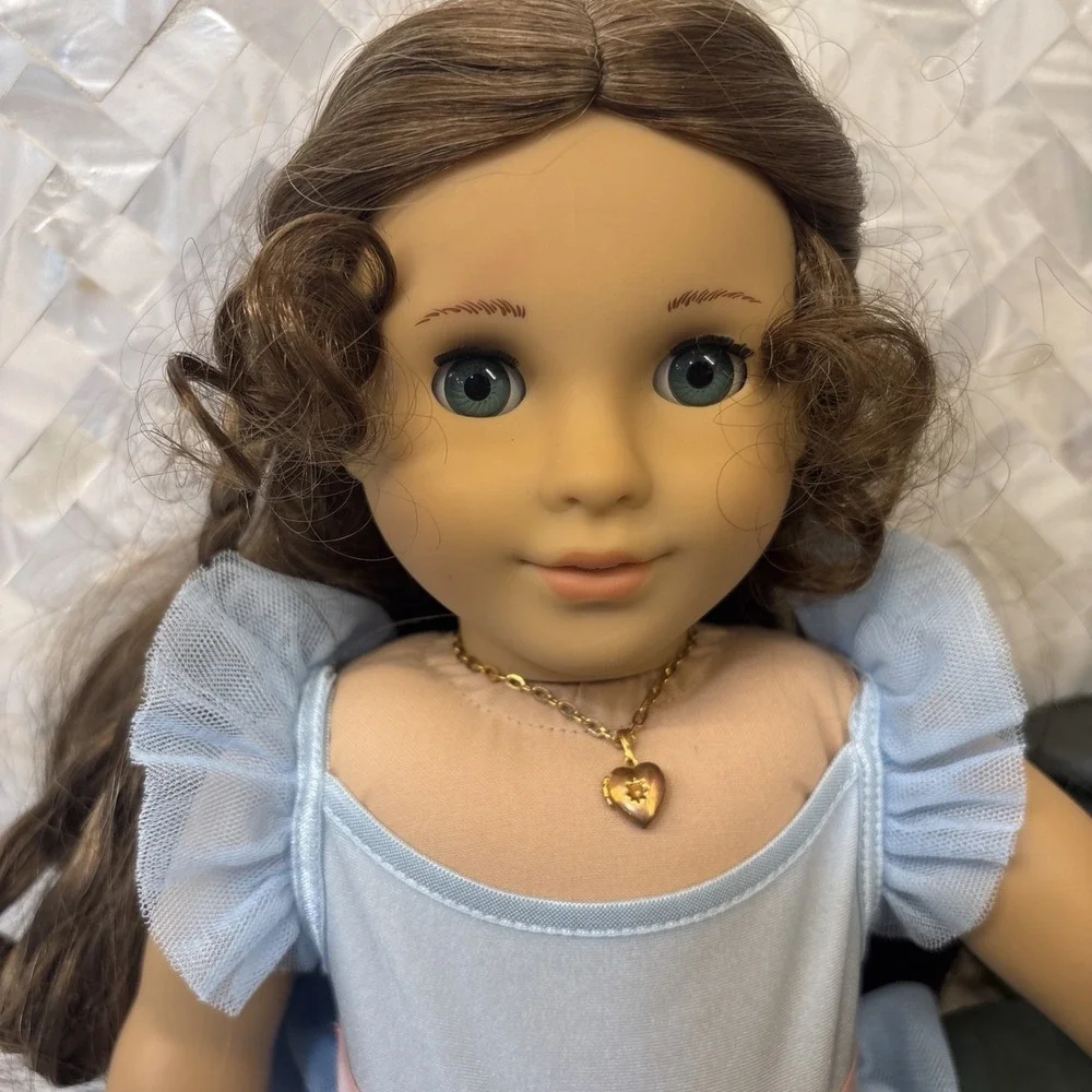 2011 American Girl Marie Grace Gardner Doll Retired Gold Colored Locket