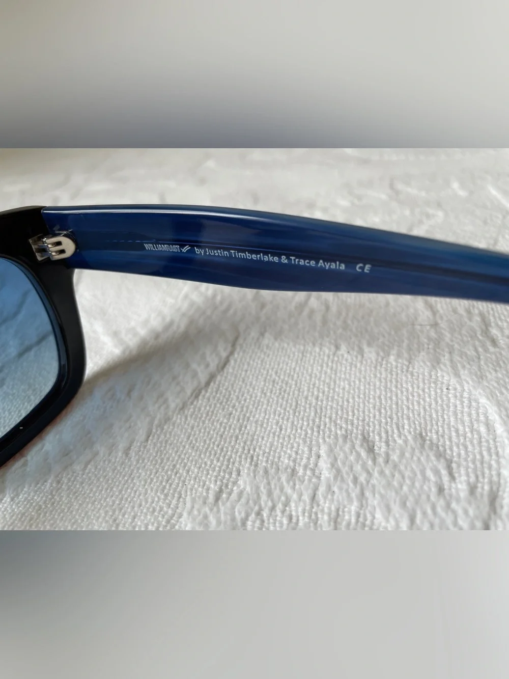 Justin Timberlake William Rast Blue Brown acetate Square Cat 3 polarized