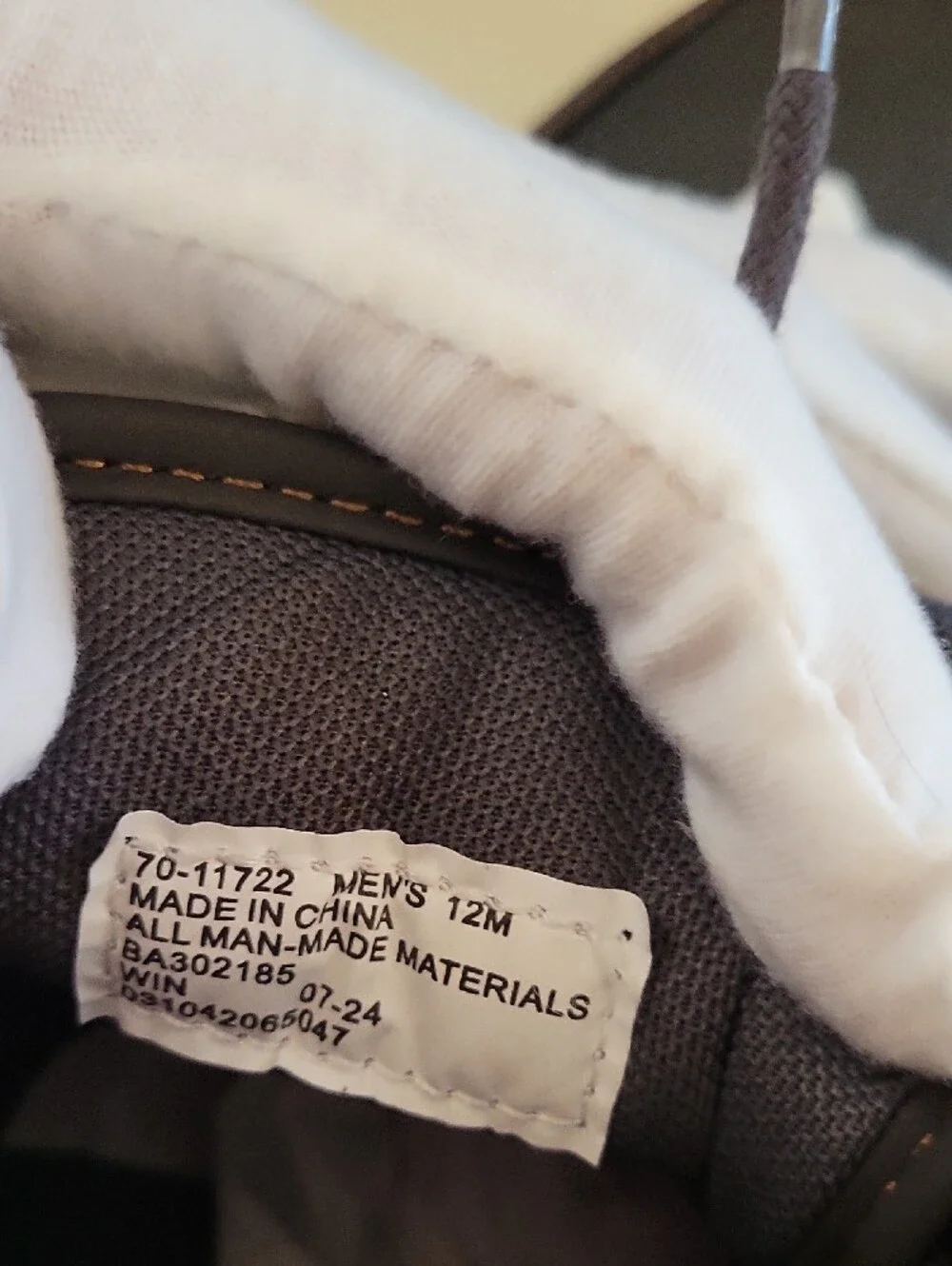 Bass vegan stitching upper