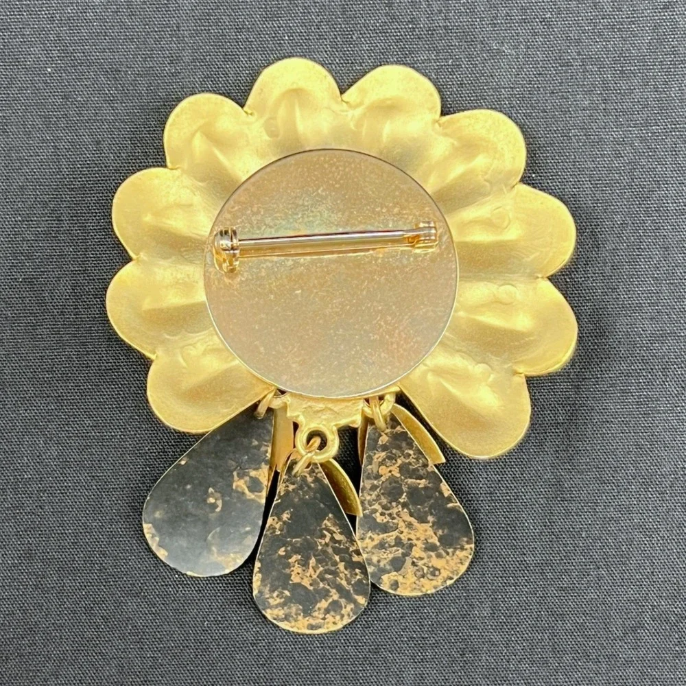 Vintage Brooch Etched Scalloped Gold Tone Black Boho Ethnic