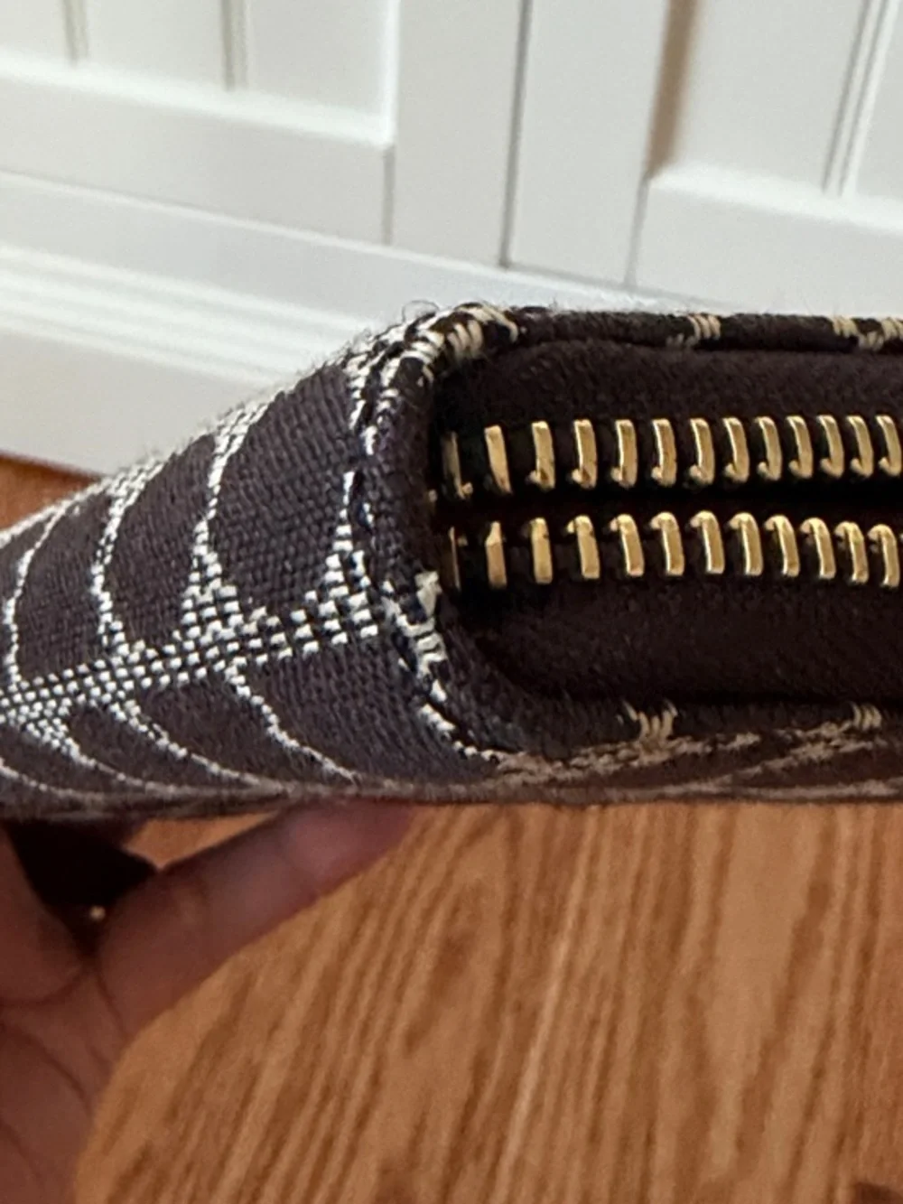 kate spade zip around