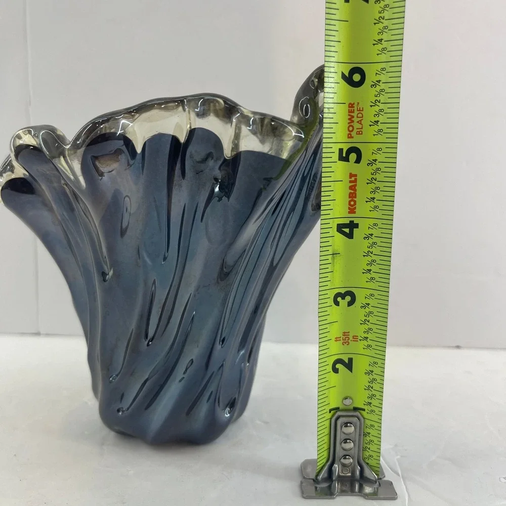The Unbranded Brand art glass