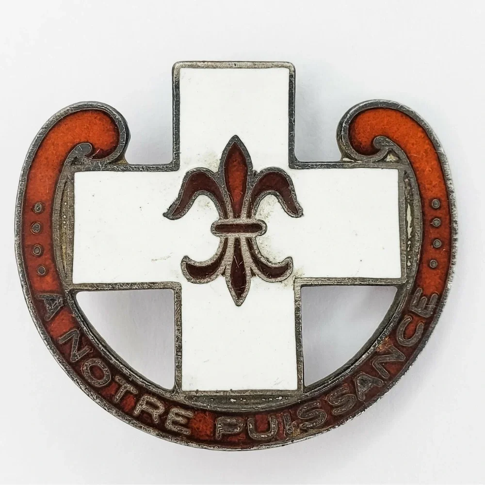 A Notre Puissance Pins 1.25in White Red Sterling Silver Good Fleur de Lis Cross