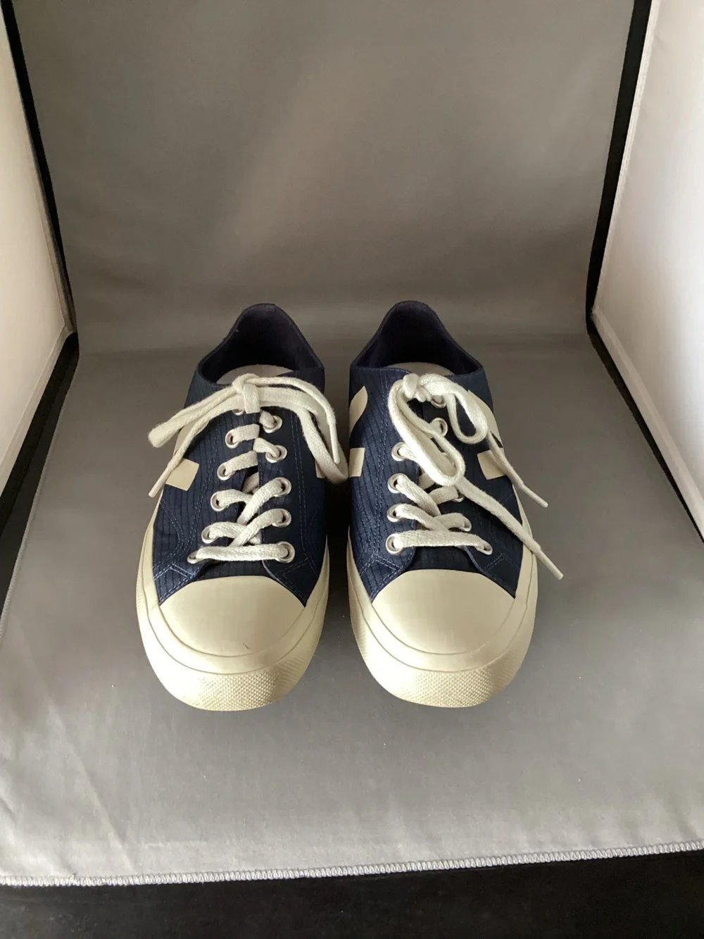 Veja classic low