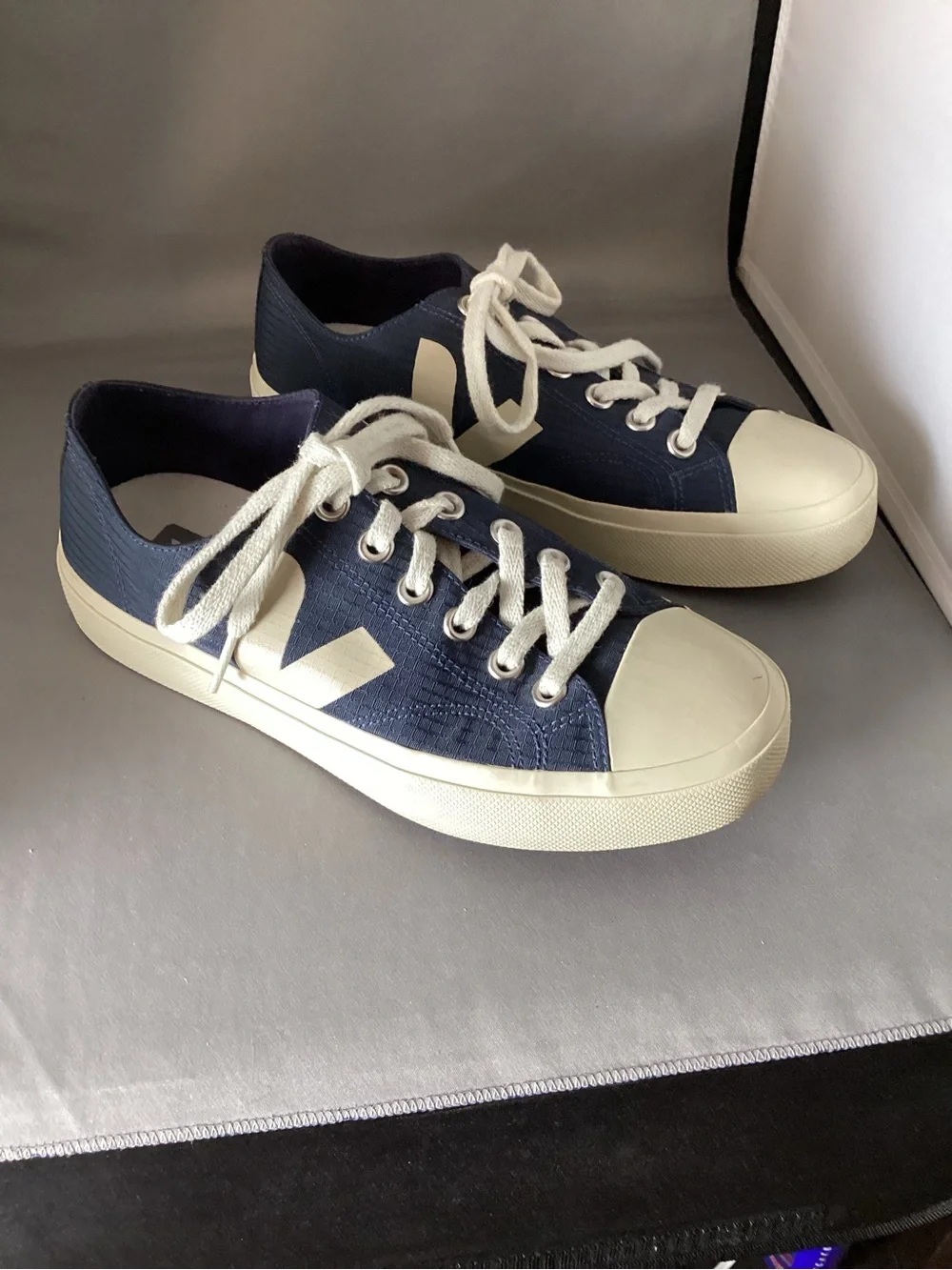 Veja classic low