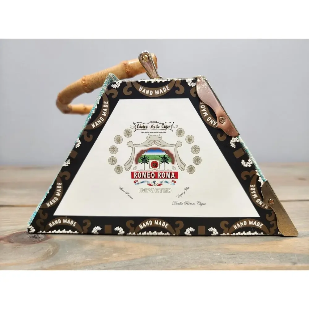 Purse CIGAR BOX Pocket book-Unique Beaded Art Deco Woman Leopard Print