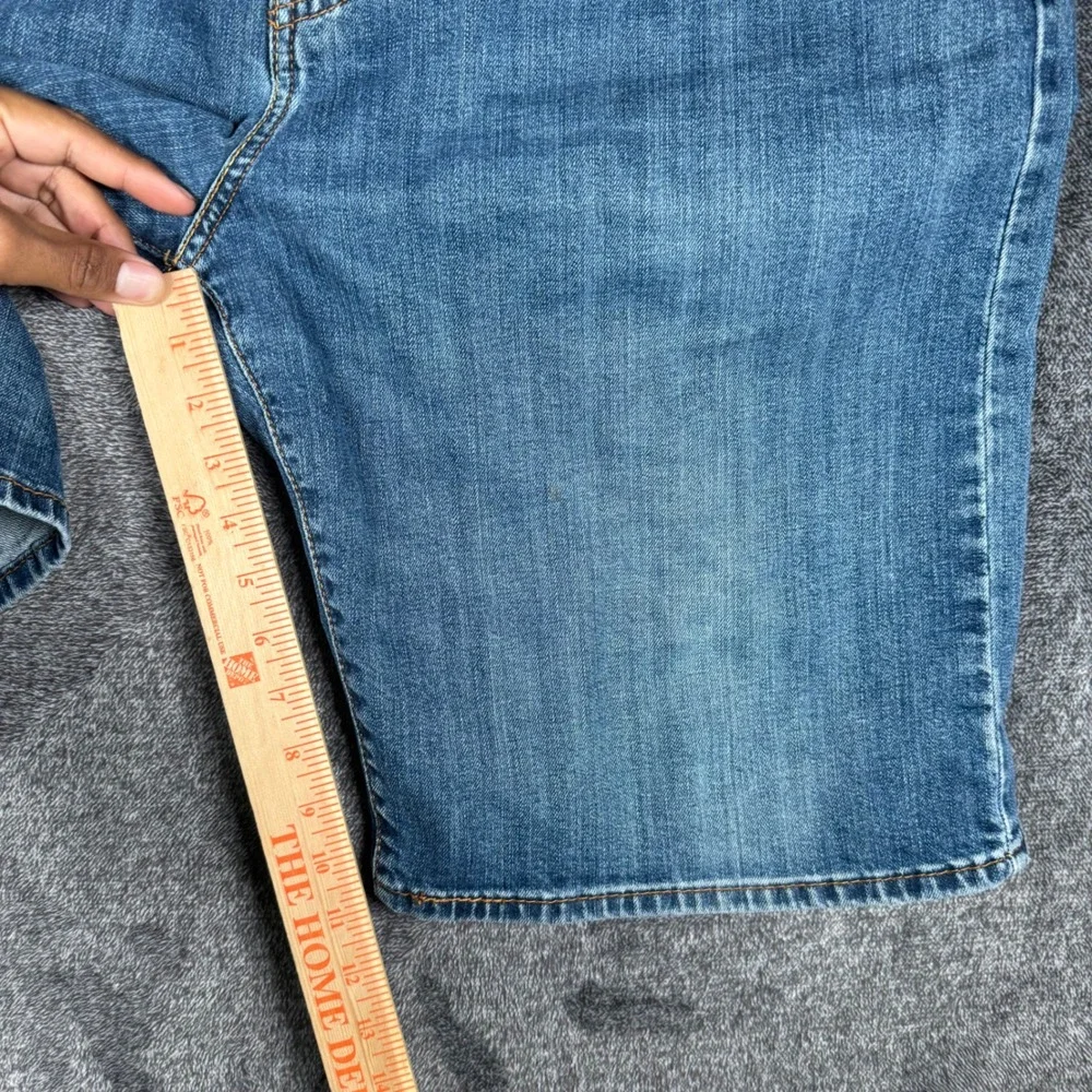 Levis levi 569