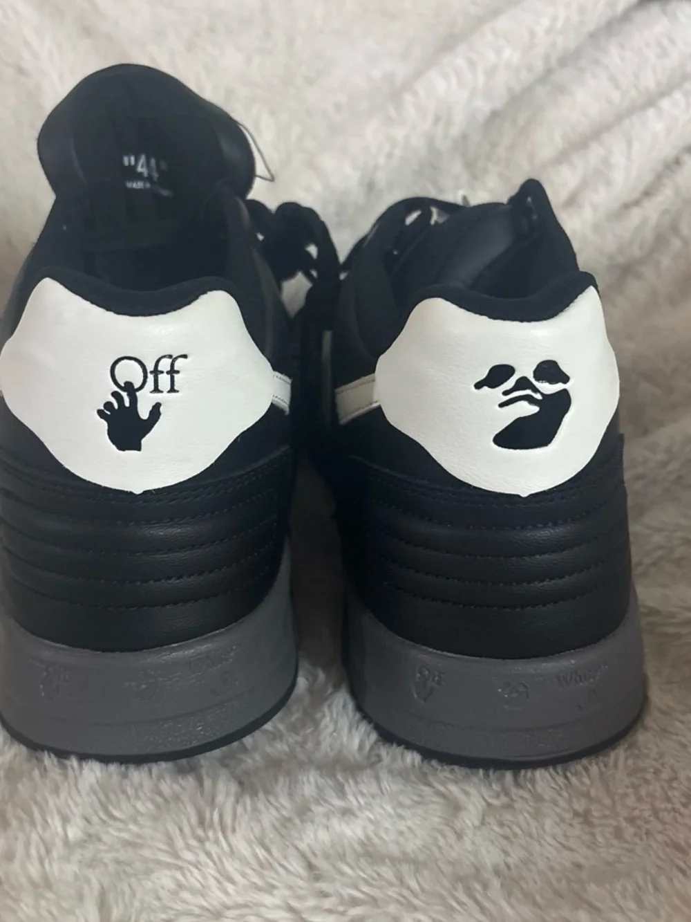 Off-White stylish off