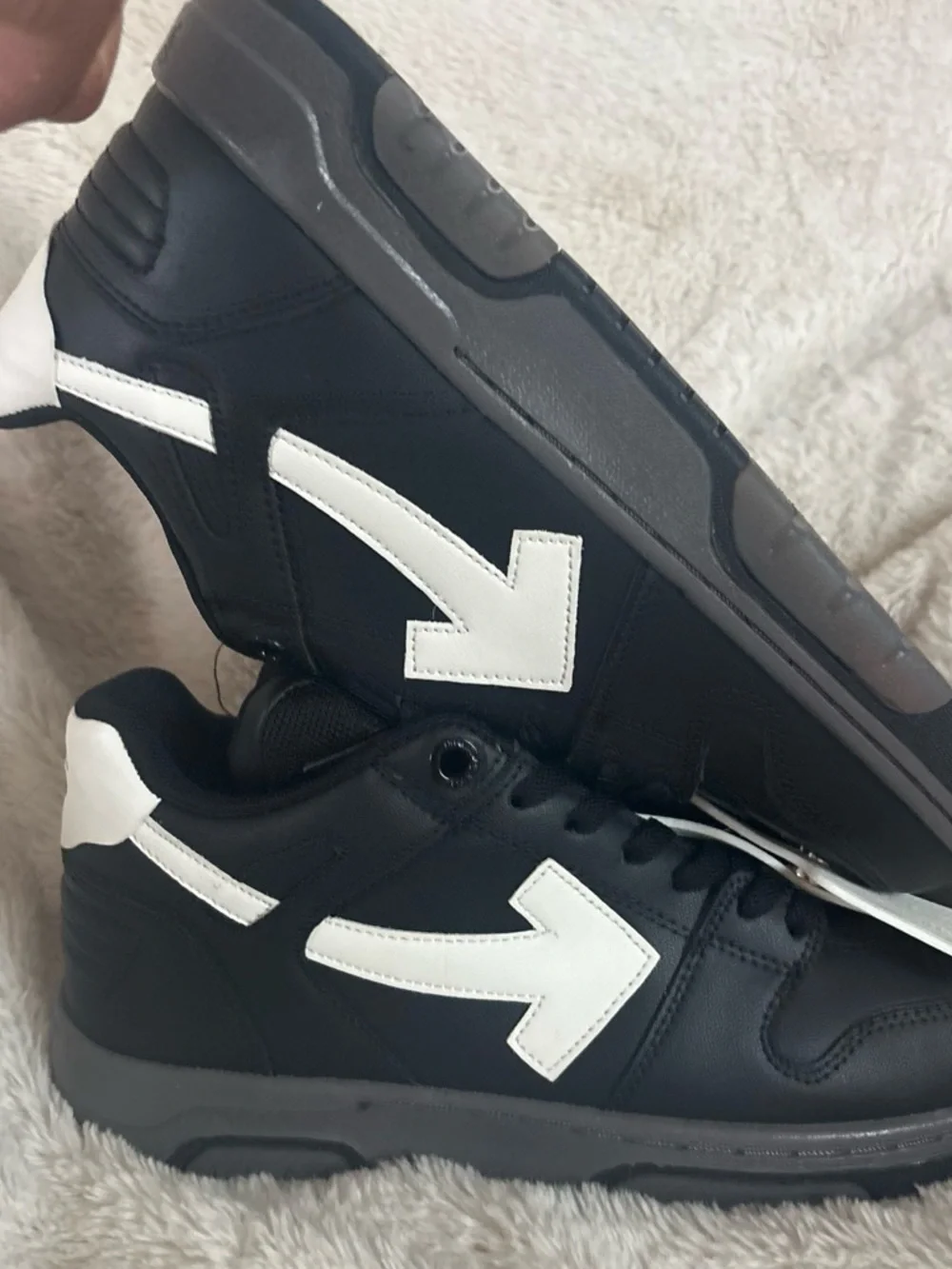 Off-White stylish off