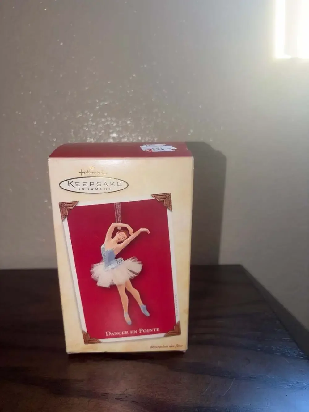 2004 Hallmark Keepsake Ornament Dancer En Pointe Ballerina