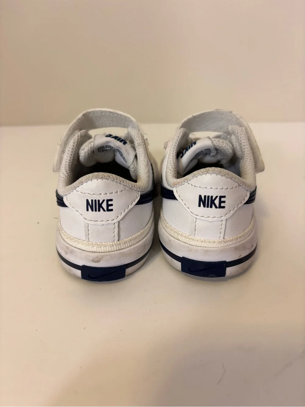 Nike simple low