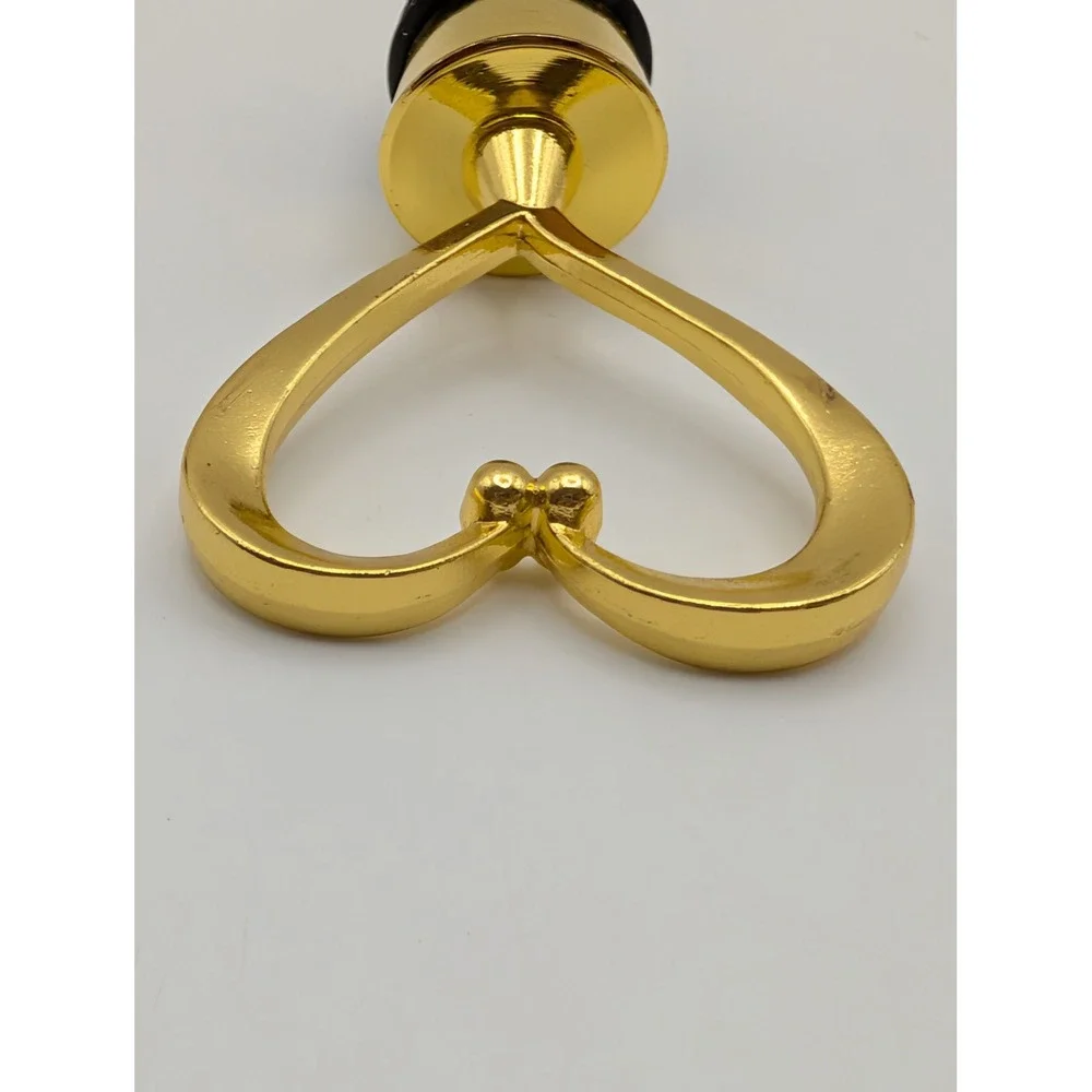 Unbranded decorative gold