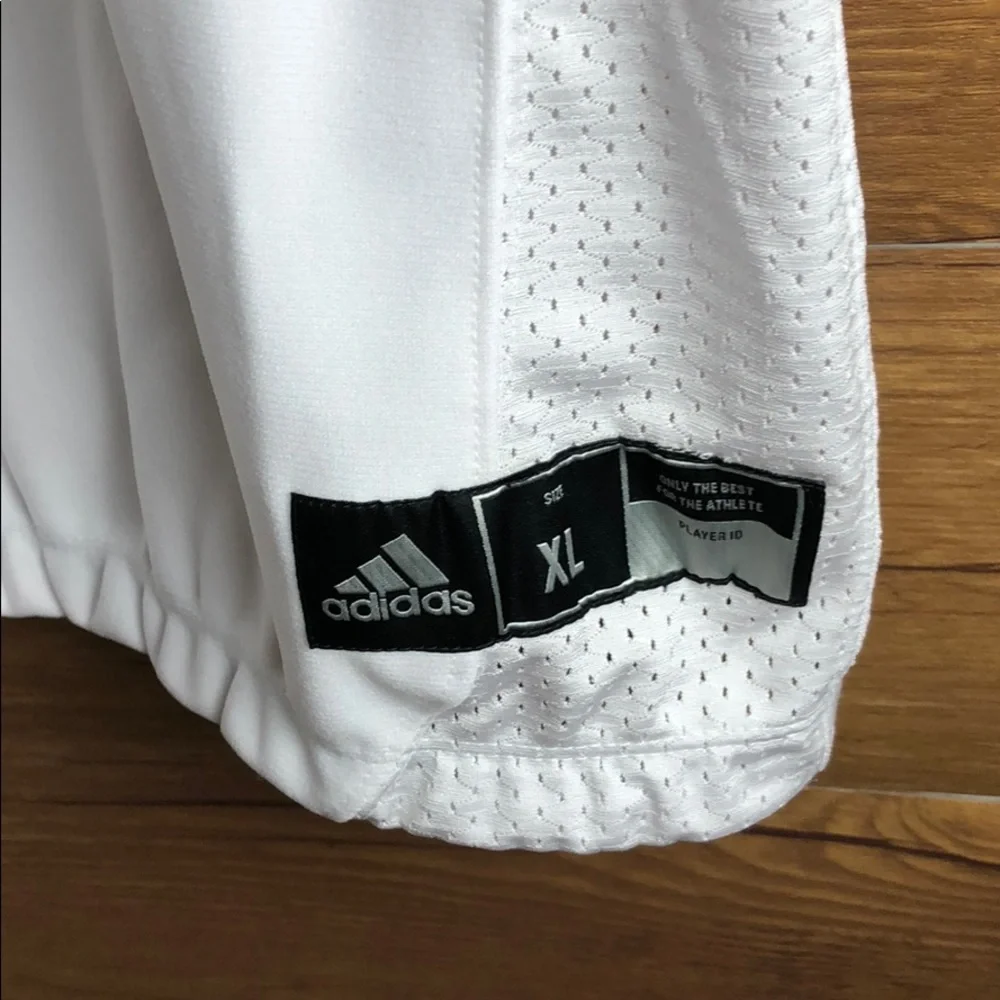 adidas Techfit Hyped men’s Football Jersey new with tags