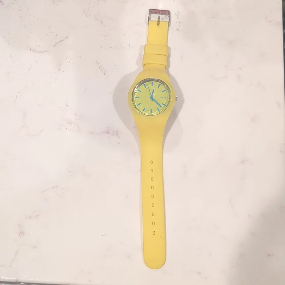 Geneva bright yellow