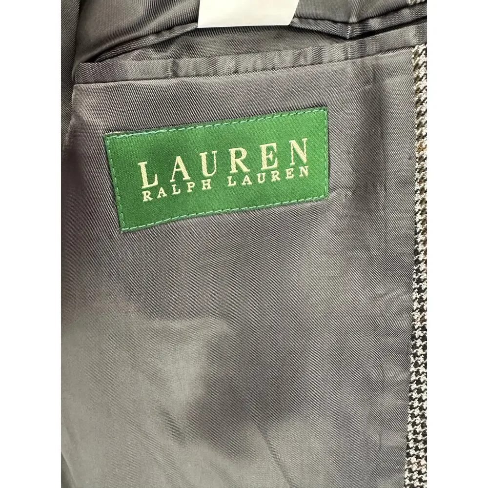 Lauren Ralph Lauren sleeves notch