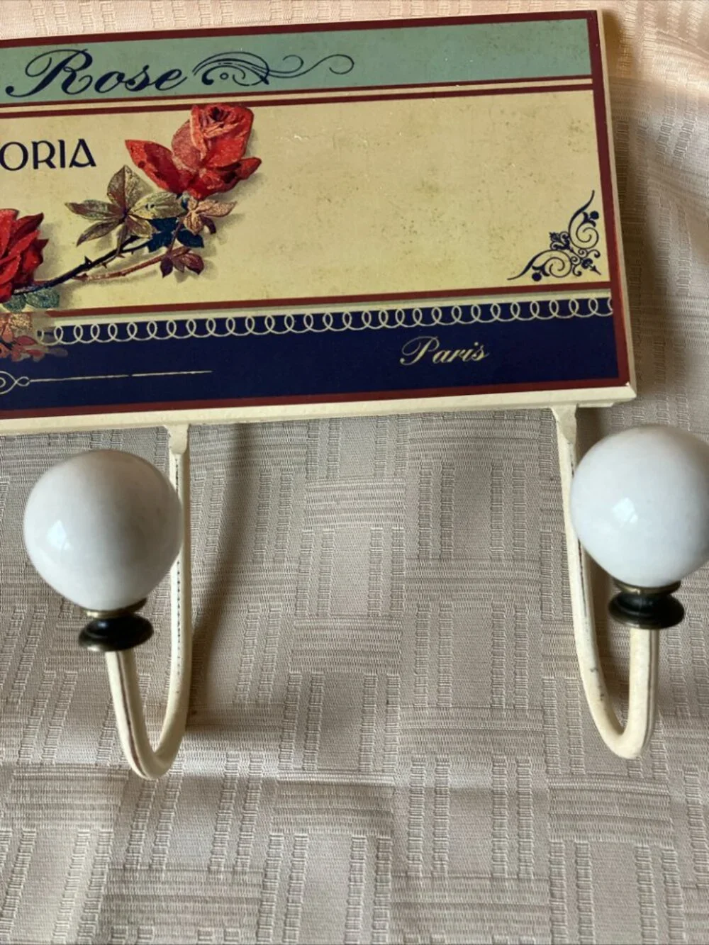 Shabby Chic Floral Rose 4-Hook Wall Rack / French Provincial