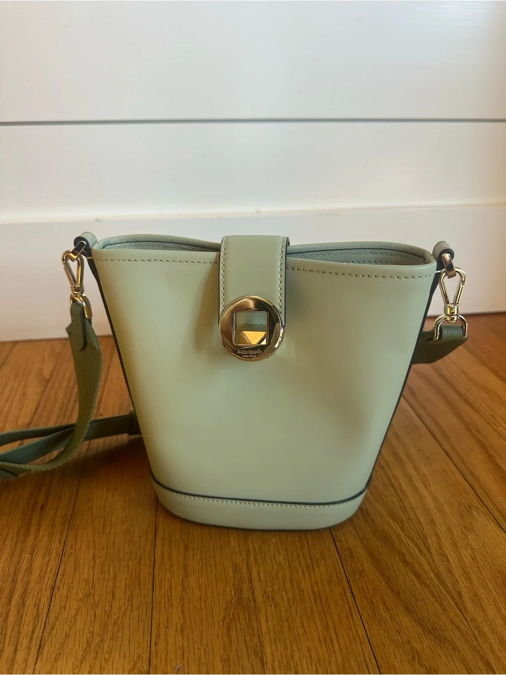 kate spade compact mint