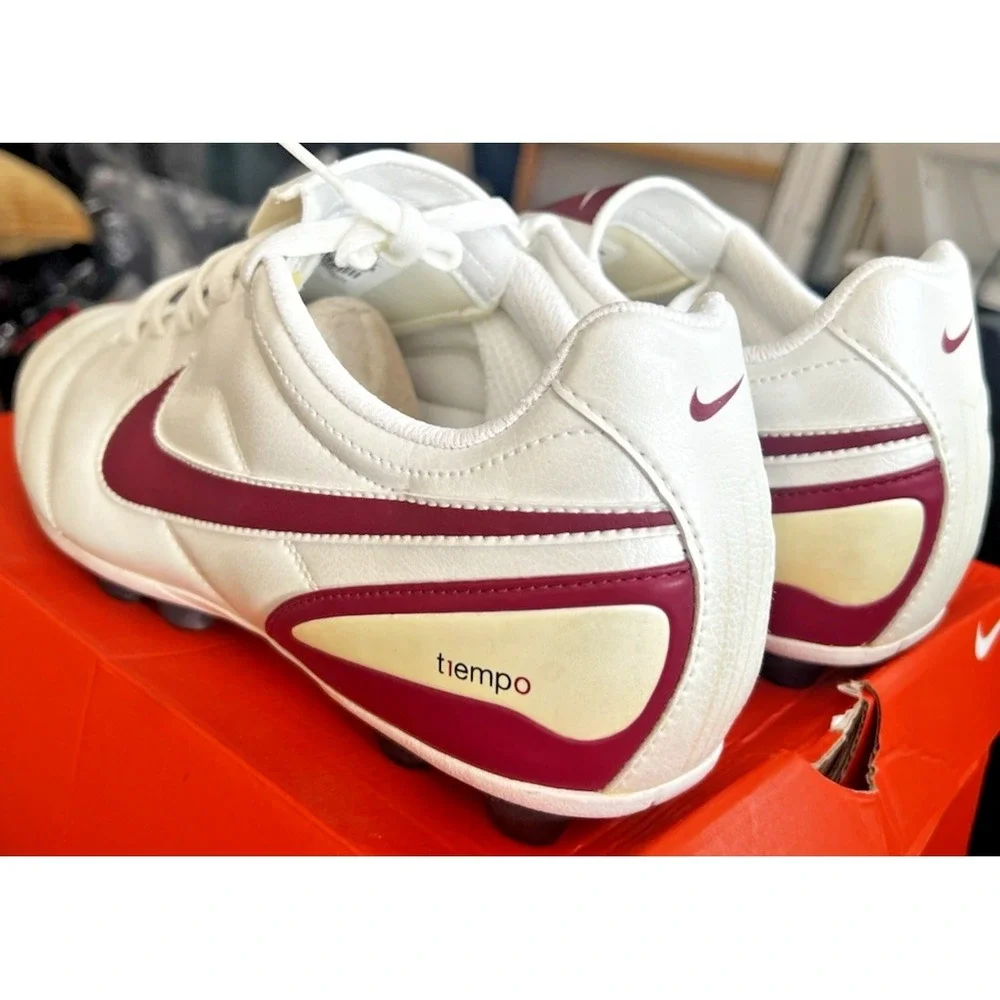 Vintage Nike Tiempo Natural II VT White/Crimson Soccer Cleats Men's Size 11.5