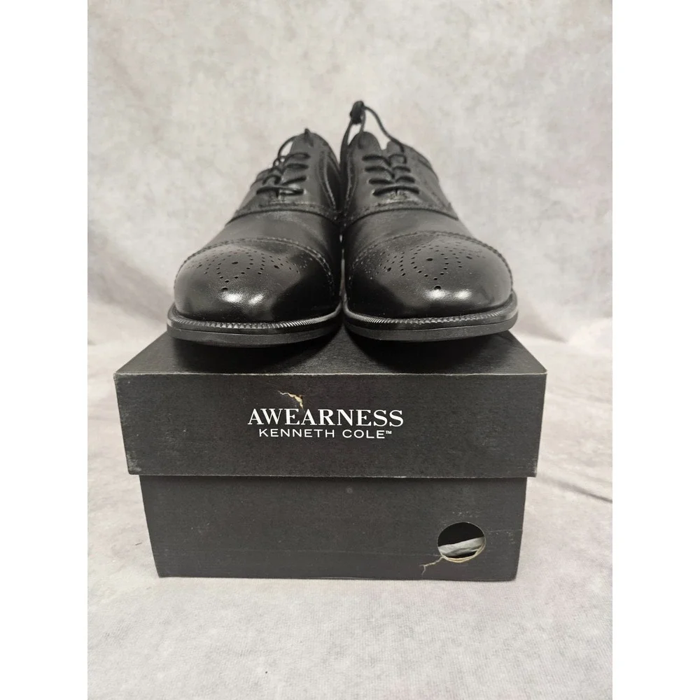 Kenneth Cole product pair