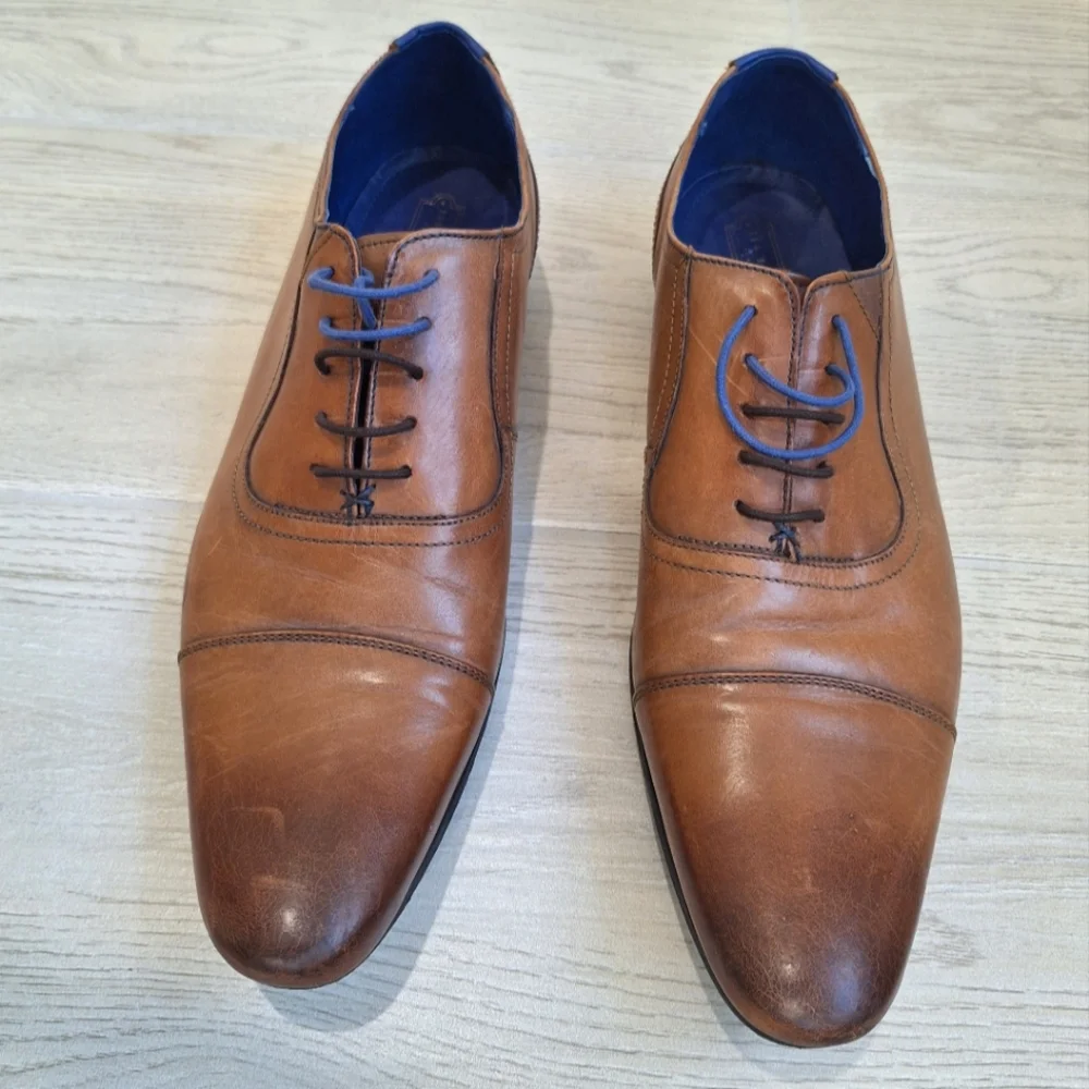 Ted Baker London india line toe