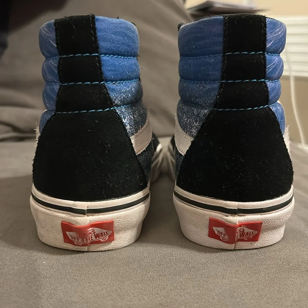 Vans Shark Week x Sk8-Hi Unisex Size M5.5 W7