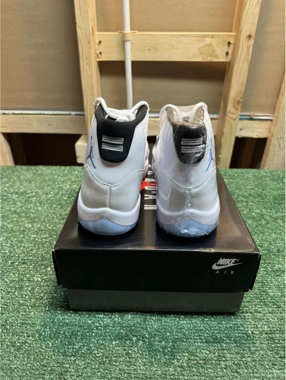 Jordan Retro 11 Legend Blue Size 11