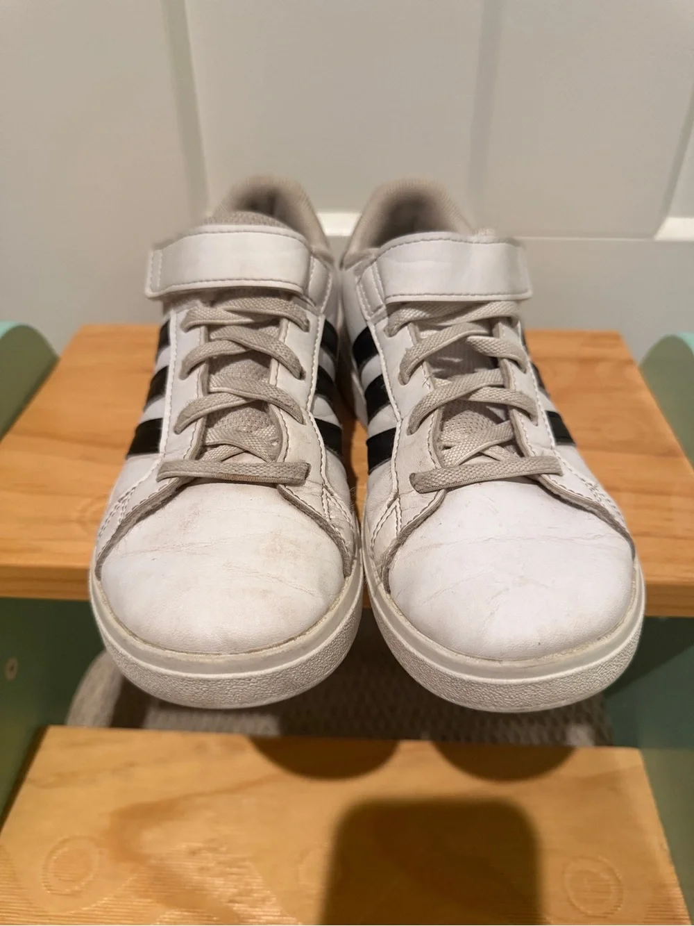 adidas low top