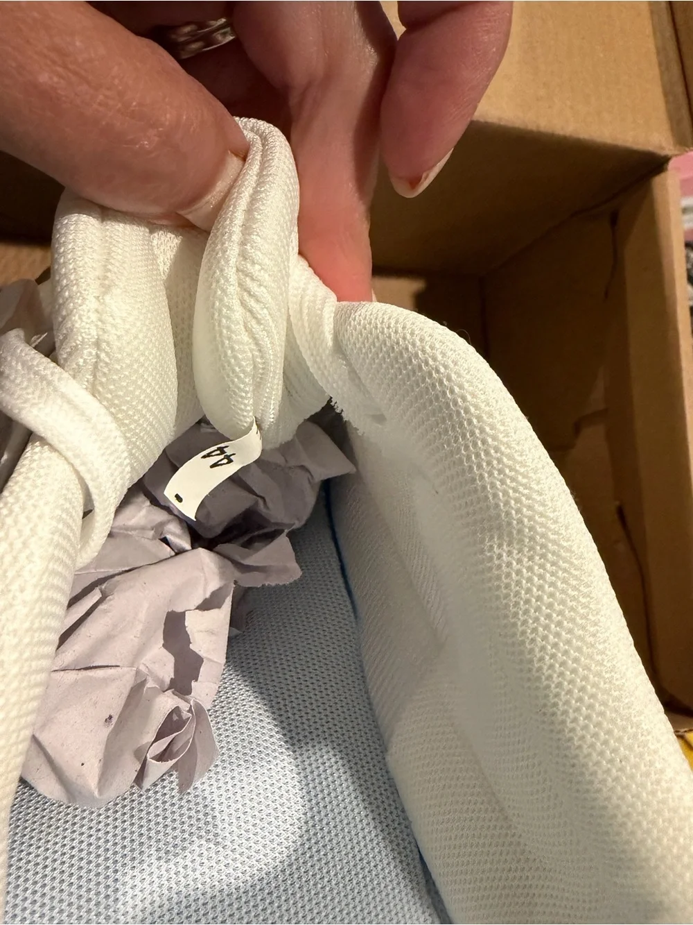 HSQ sneakers barefoot