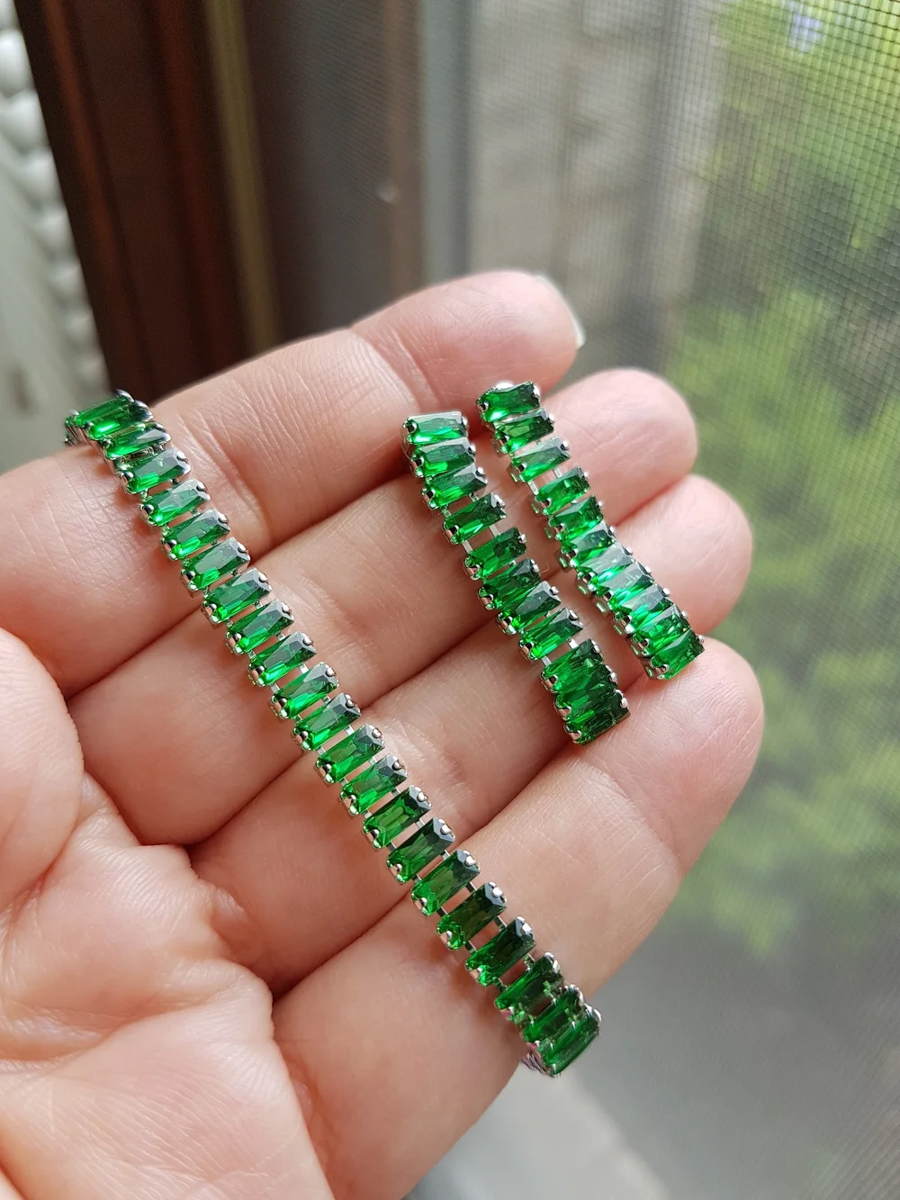 Swarovski available necklace