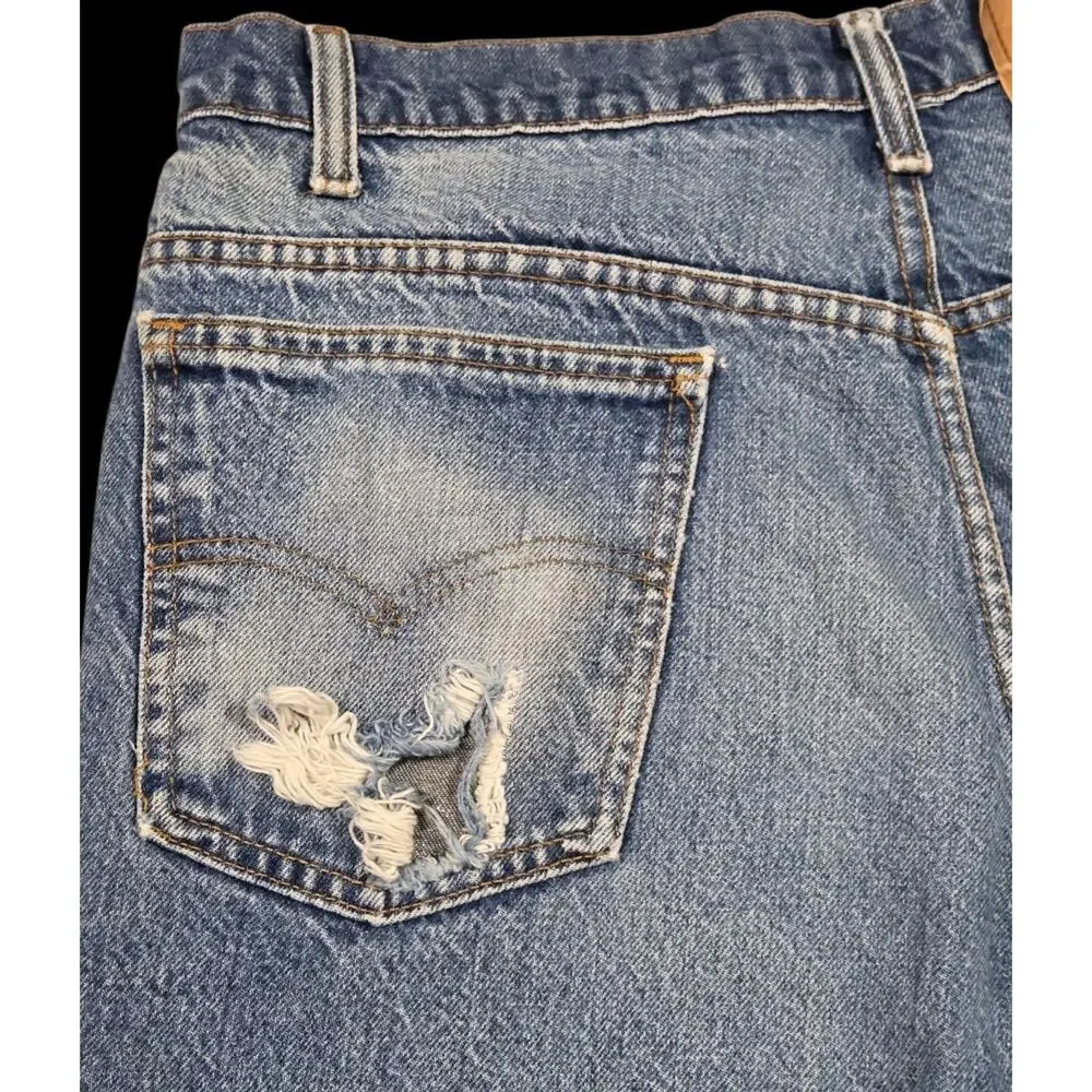 Levis product distressed