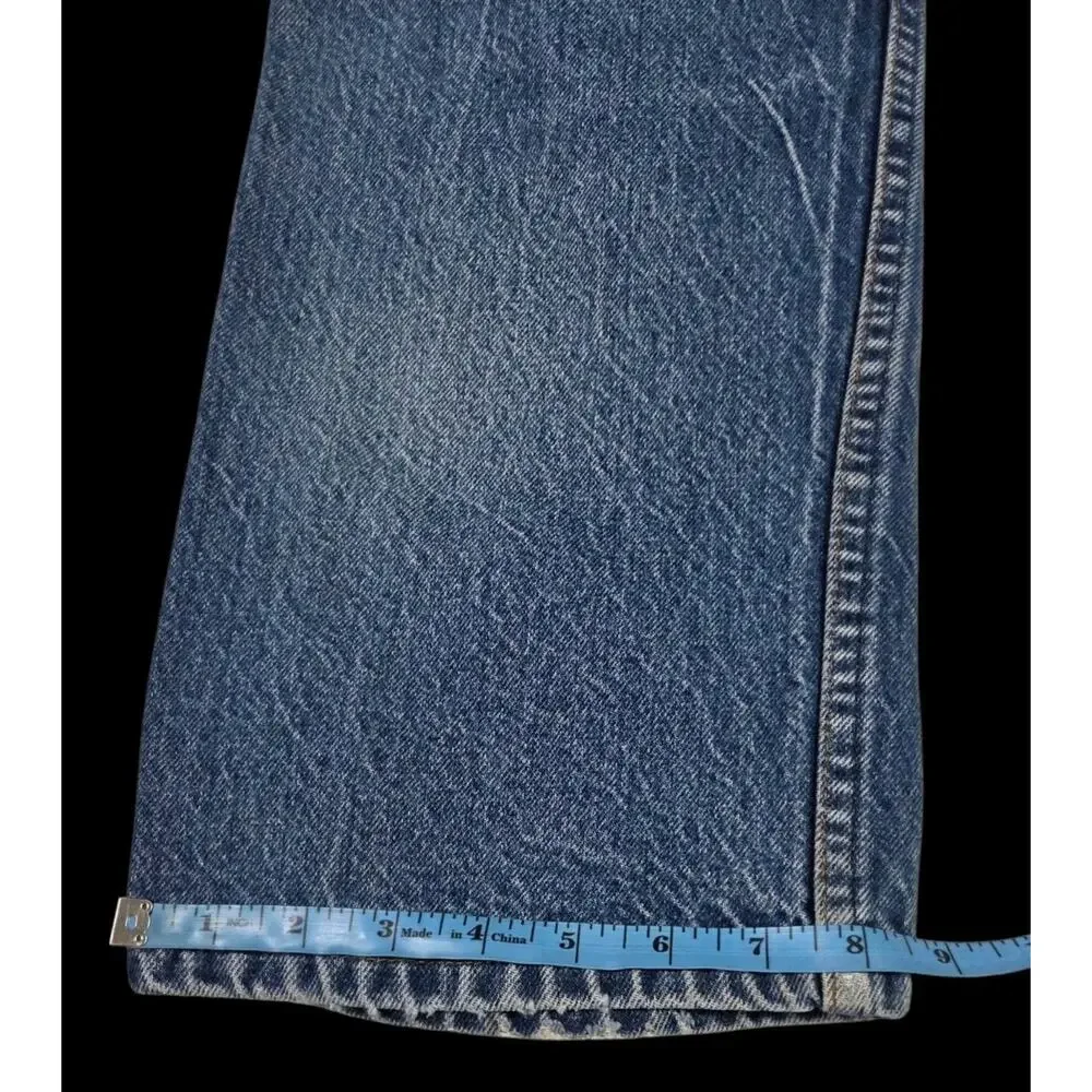 Levis product distressed