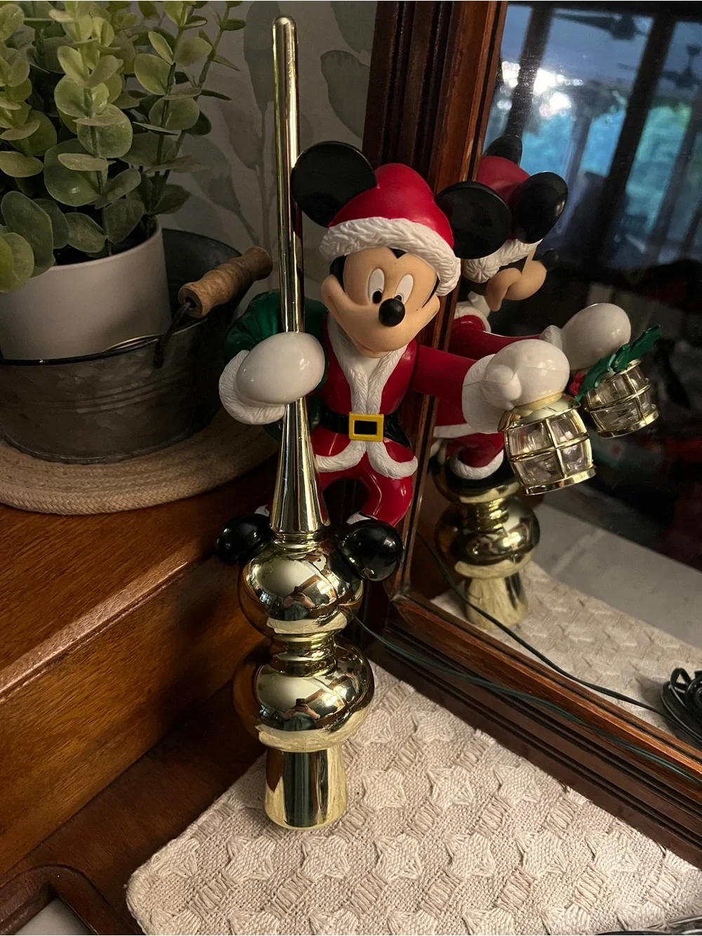 DISNEY Vintage 1994 Mr Christmas Mickey Mouse Santa Animated Lighted Tree Topper