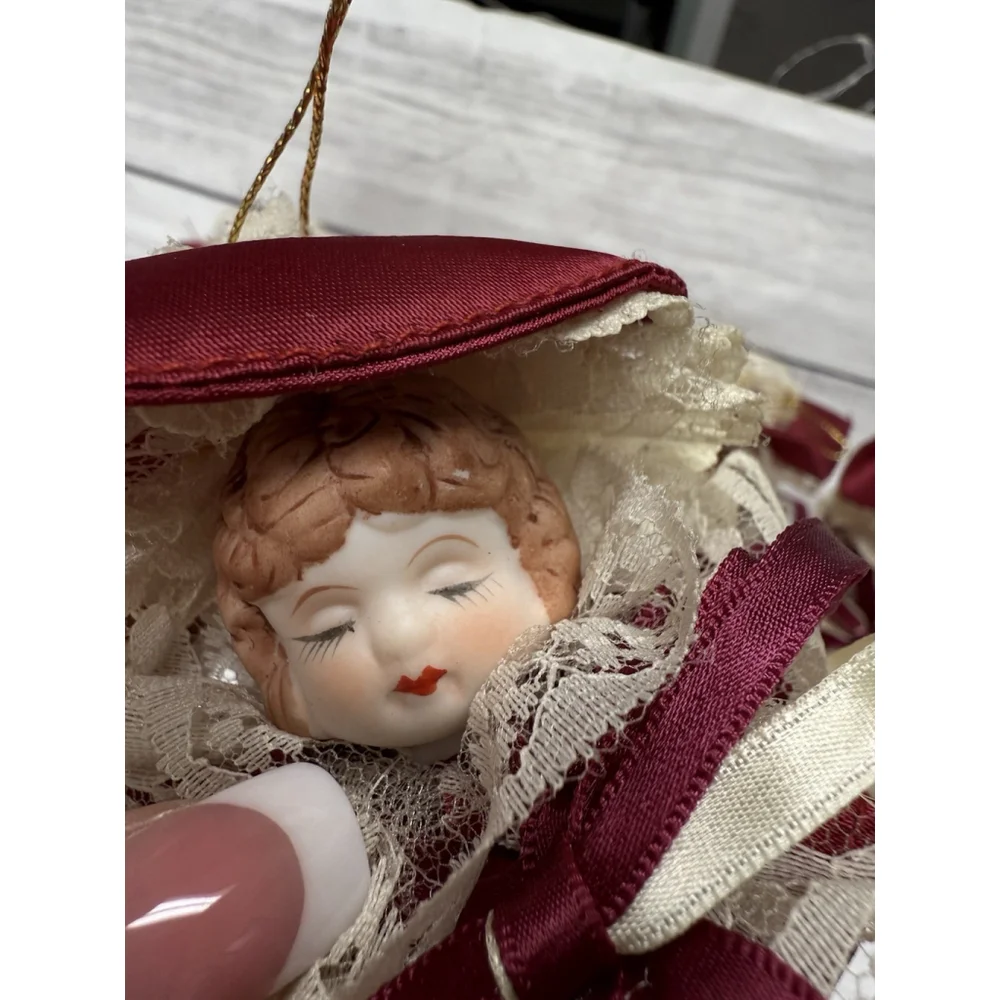 Unbranded vintage porcelain