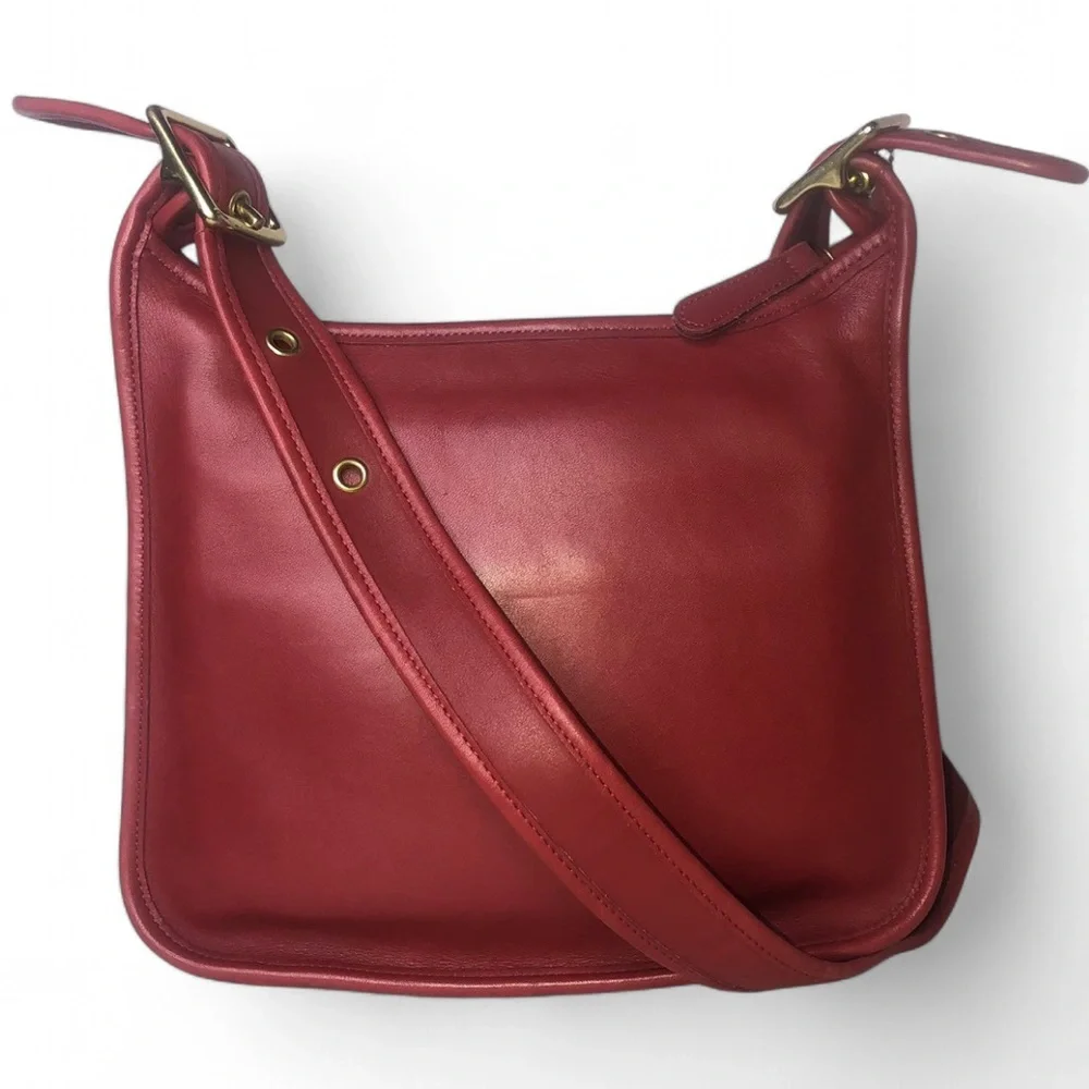 Coach vintage legacy