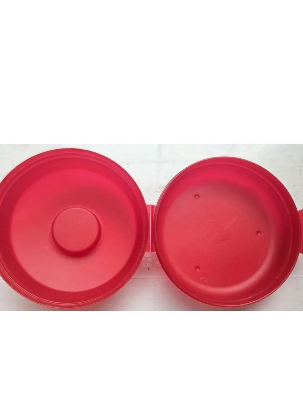 Tupperware bagel sandwich