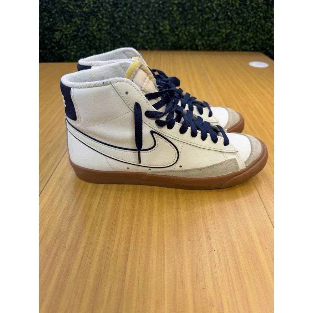 Nike blazer mid