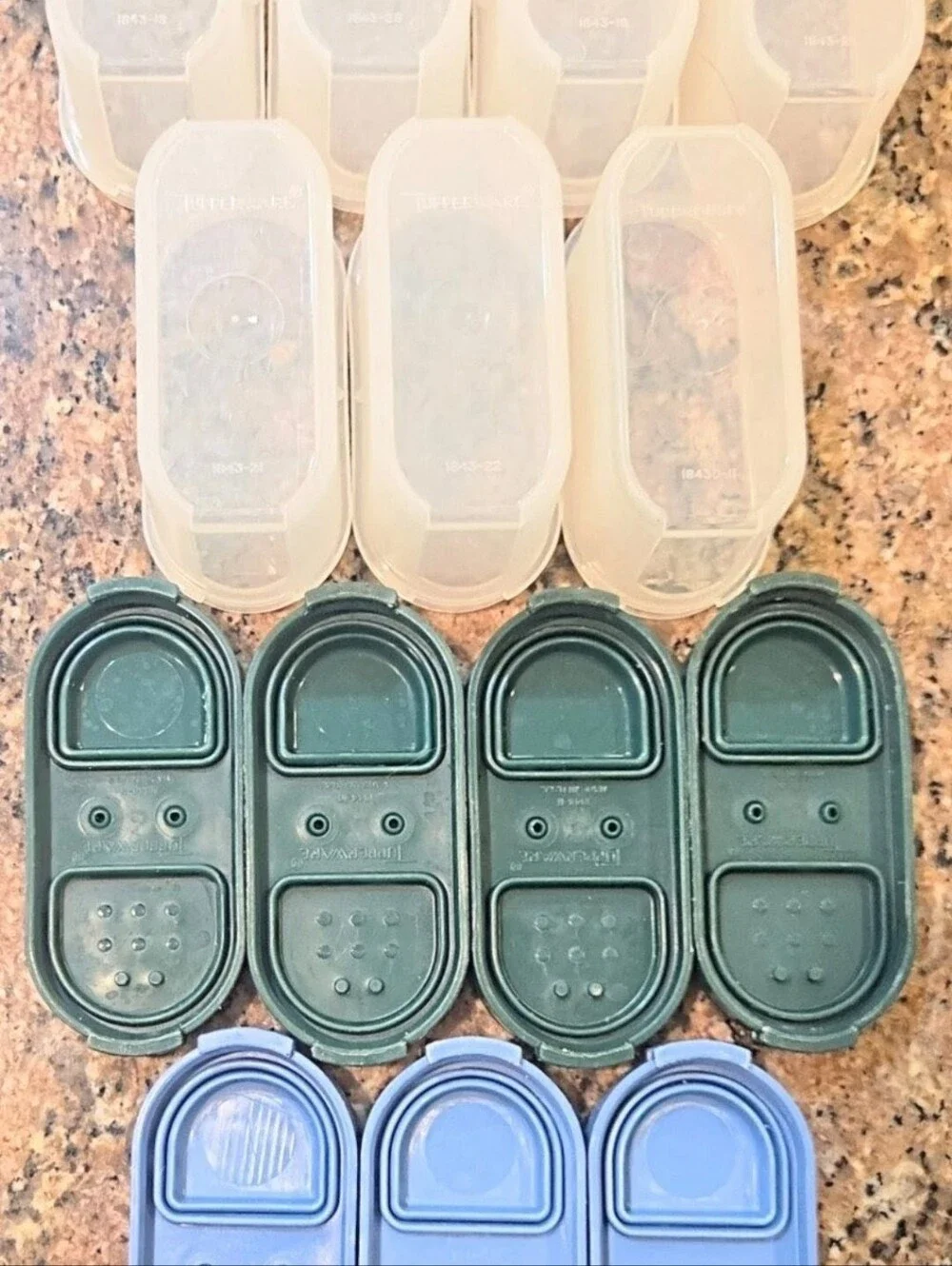 Tupperware colors shaker