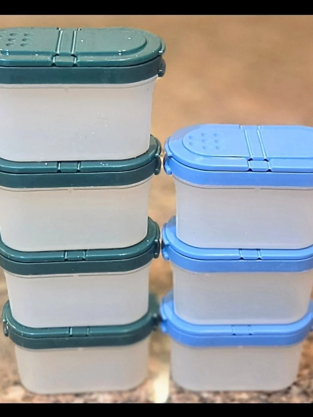 Tupperware colors shaker