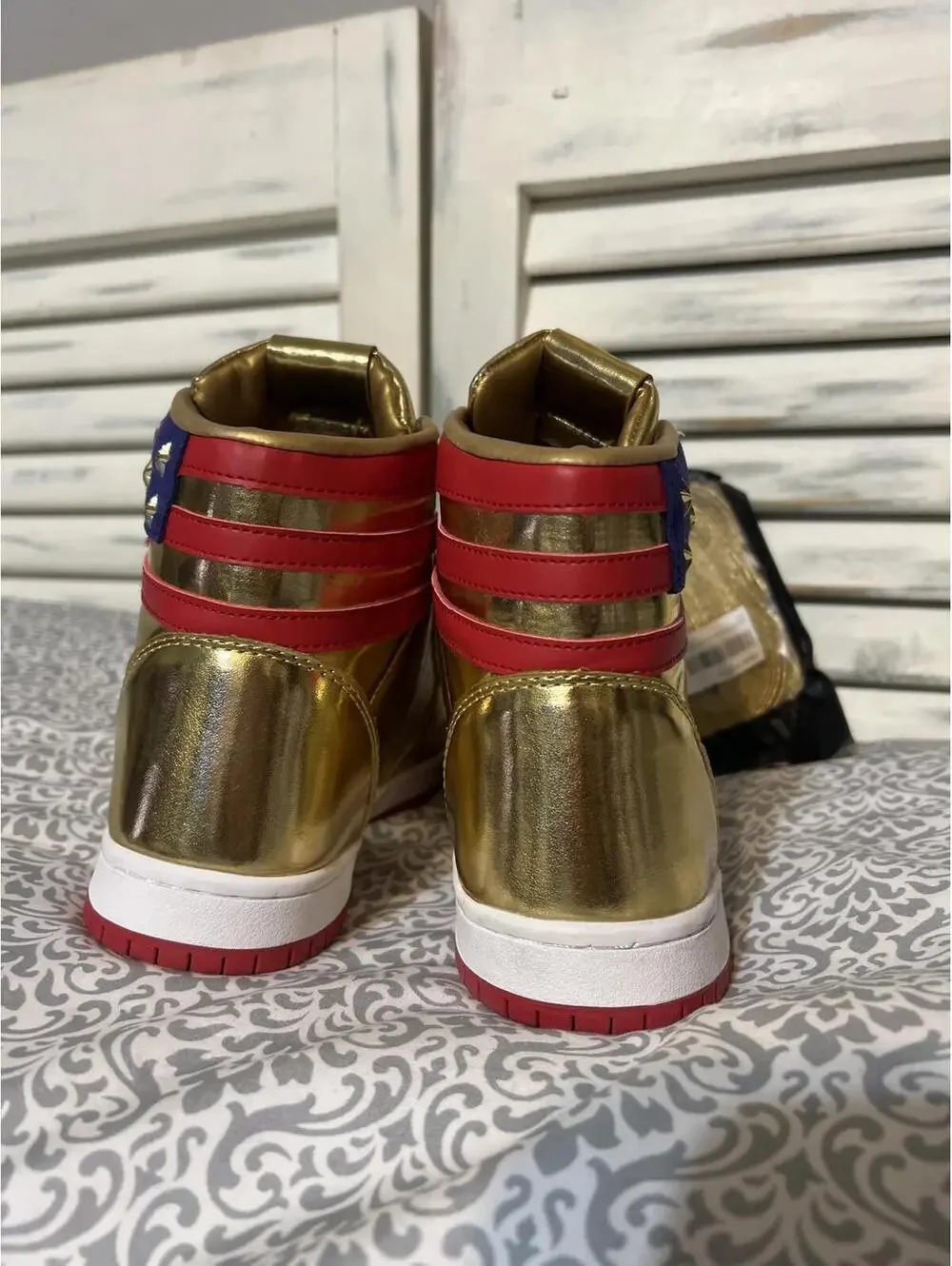 Authentic Trump Never Surrender High-Tops Gold Shoes M7, W9