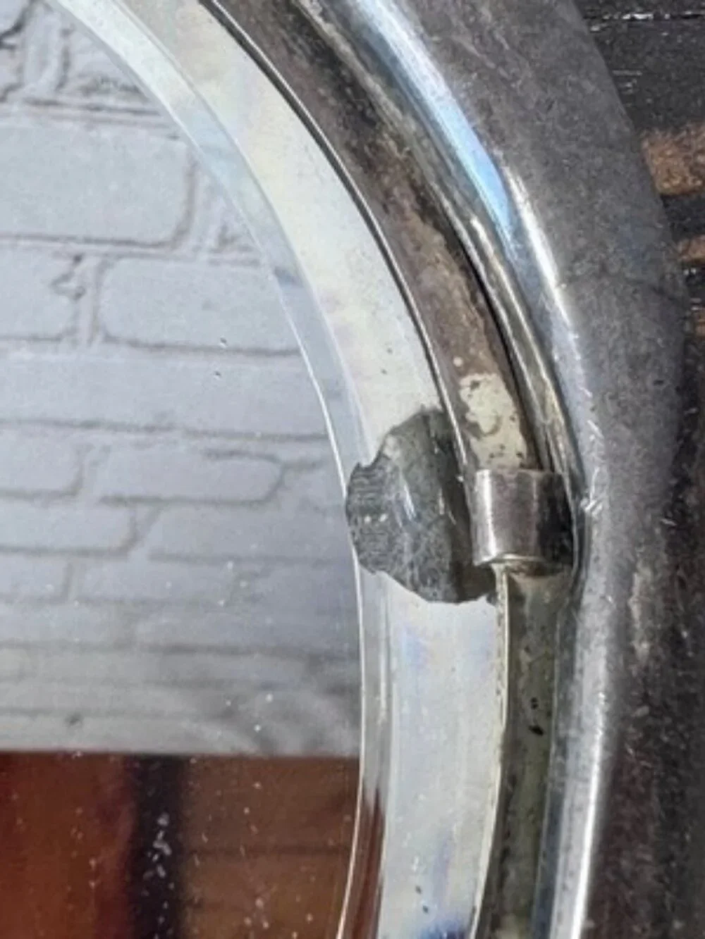 Unbranded round see