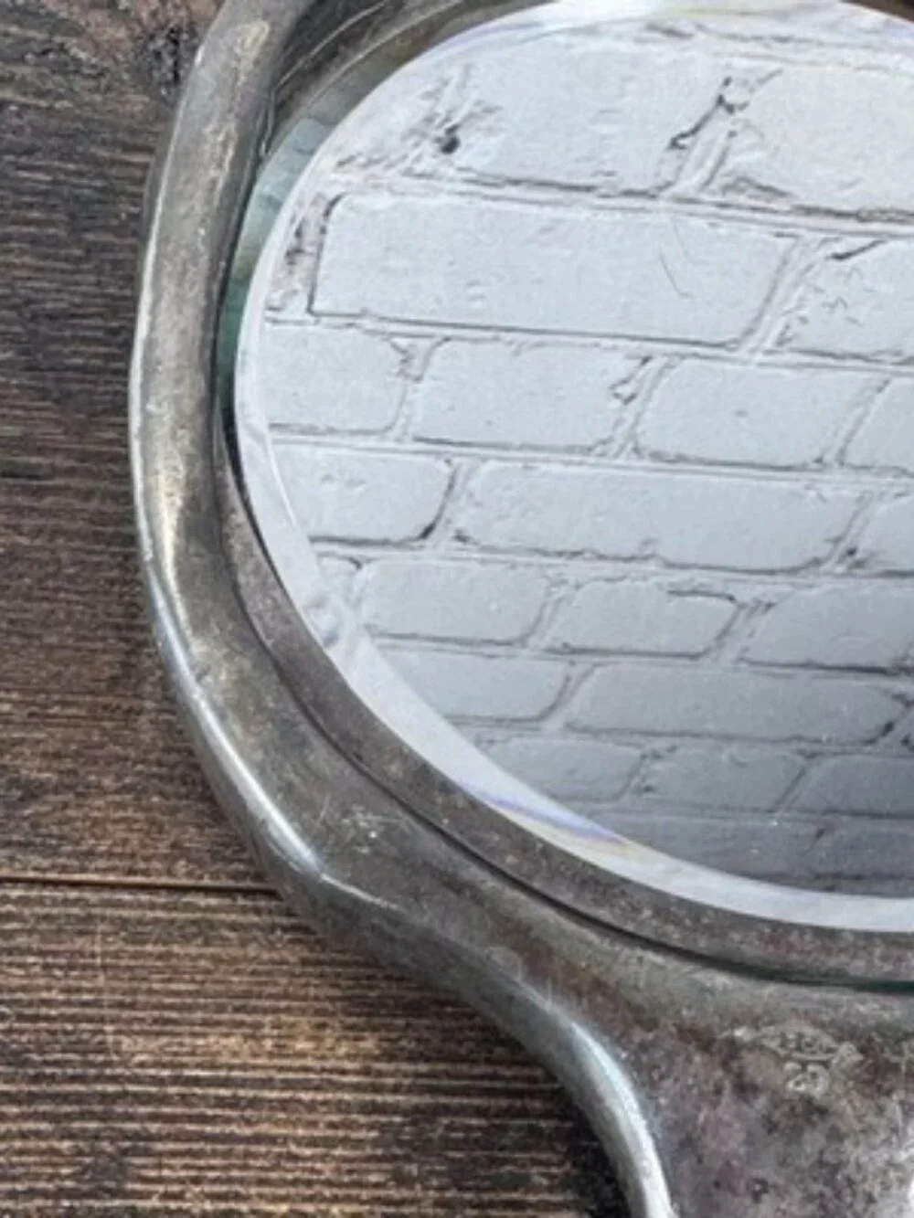 Unbranded plate dents