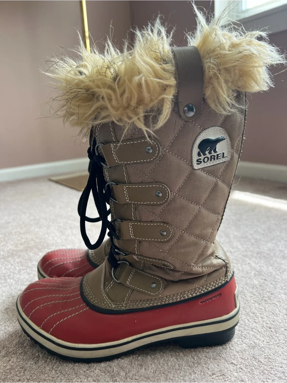 Sorel Red and Tan Quilted Faux-Fur Lace-Up Boots