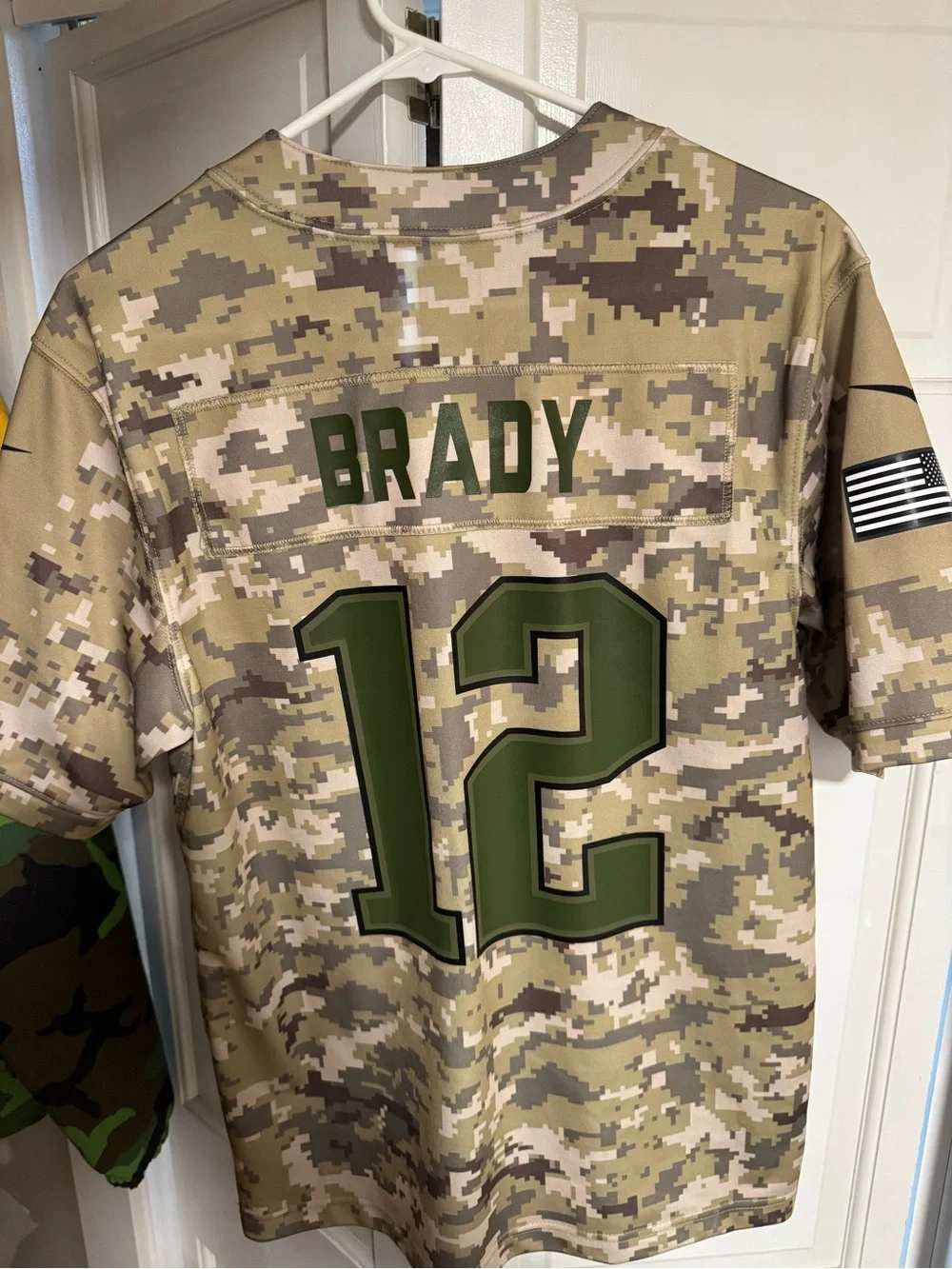 Tom Brady New England Patriots #12 Camouflage Football Jersey - Youth Large