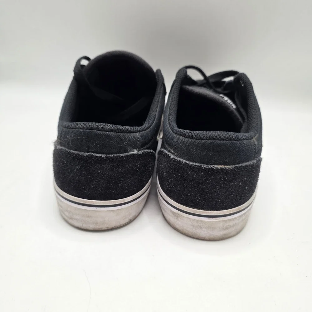 Nike sb chron