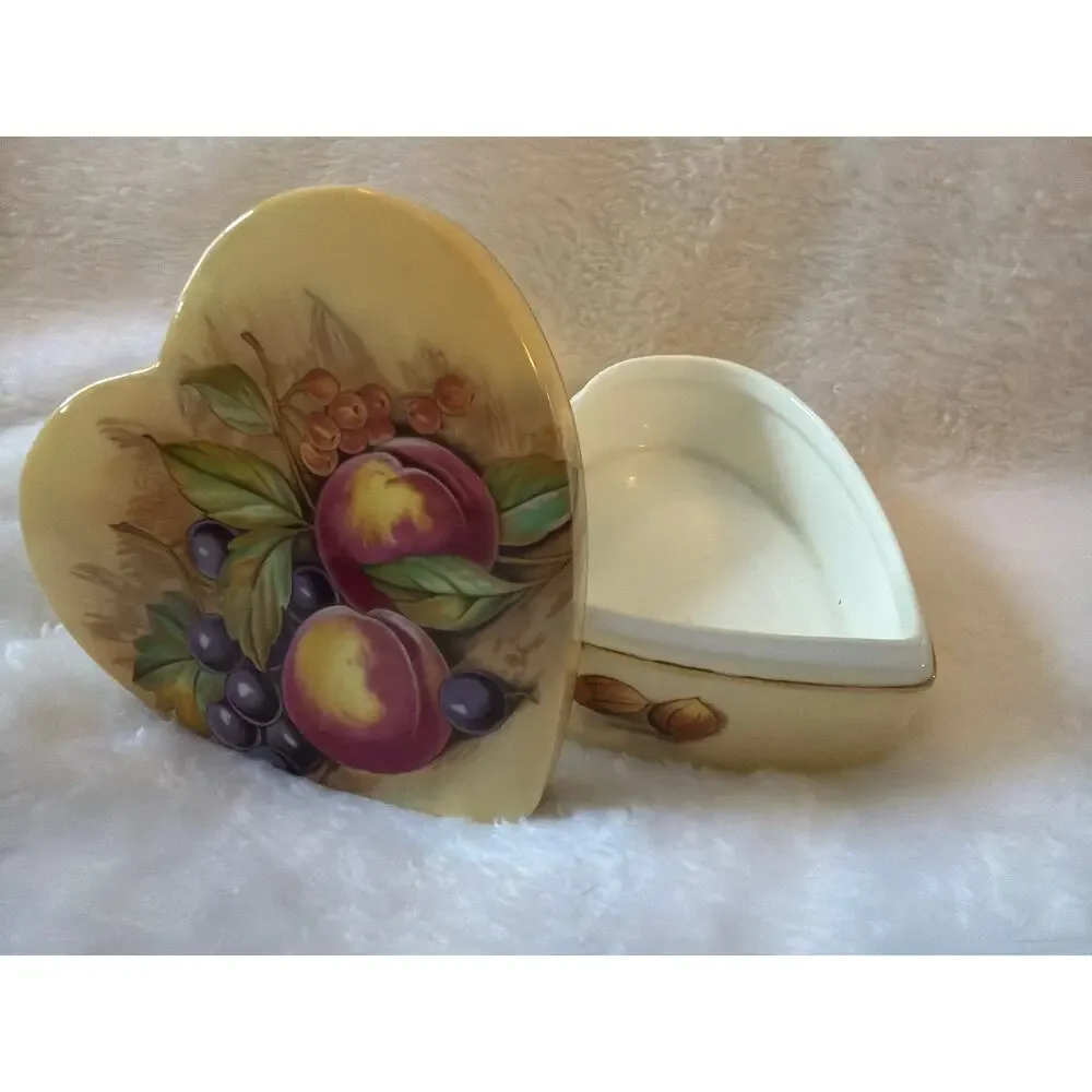 Aynsley Orchard Gold Heart Trinket Box Bone China England Fruit Covered Box
