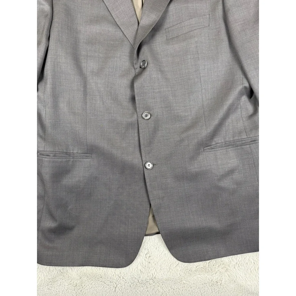 Hugo Boss out buttons