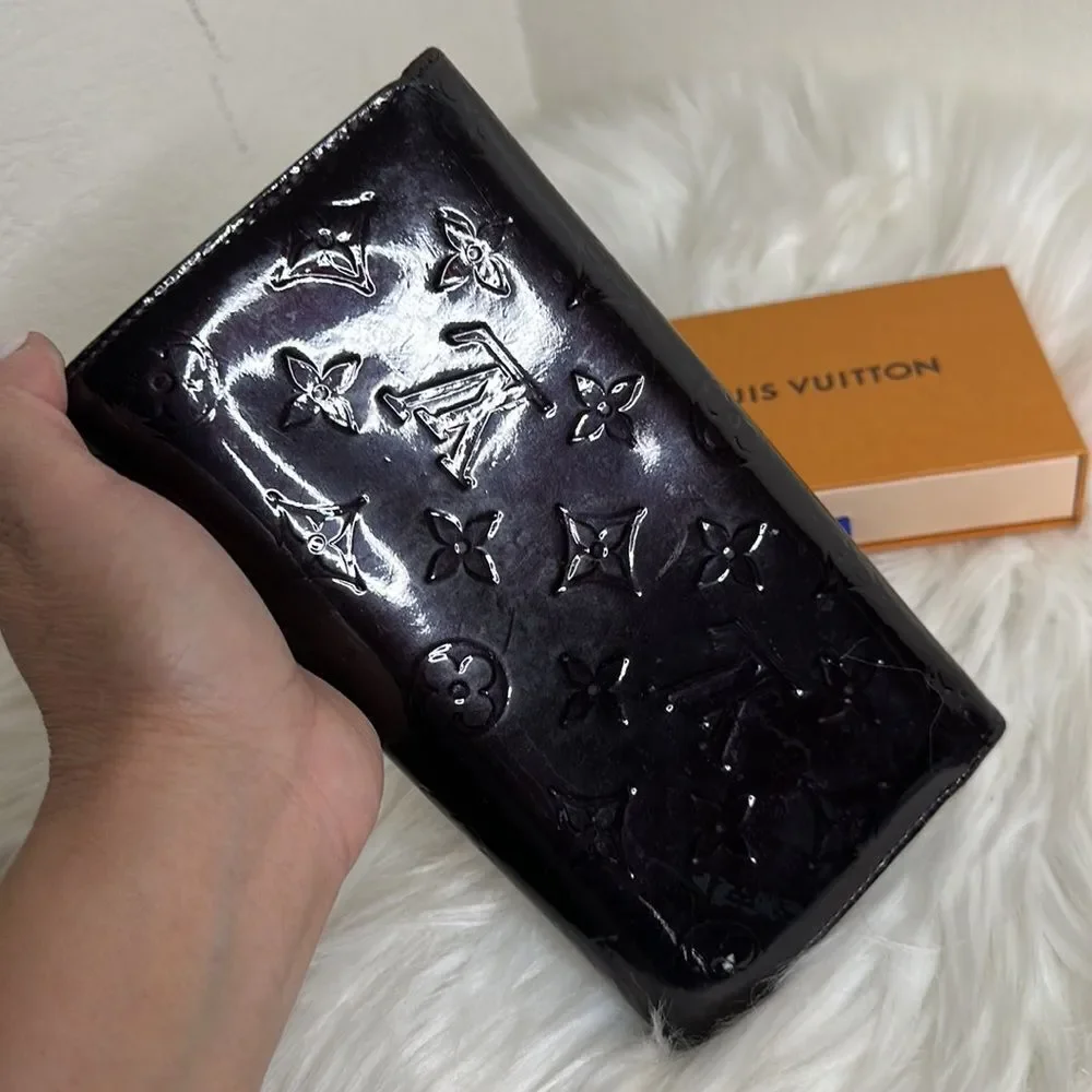 Louis Vuitton preloved louis