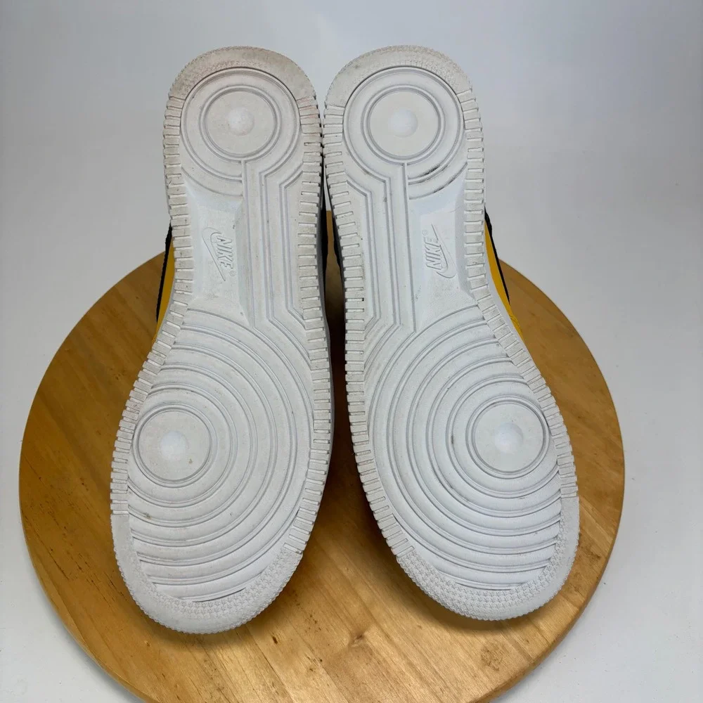 Nike no straps*
