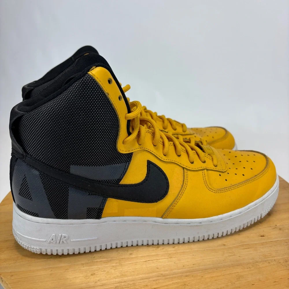 Nike no straps*